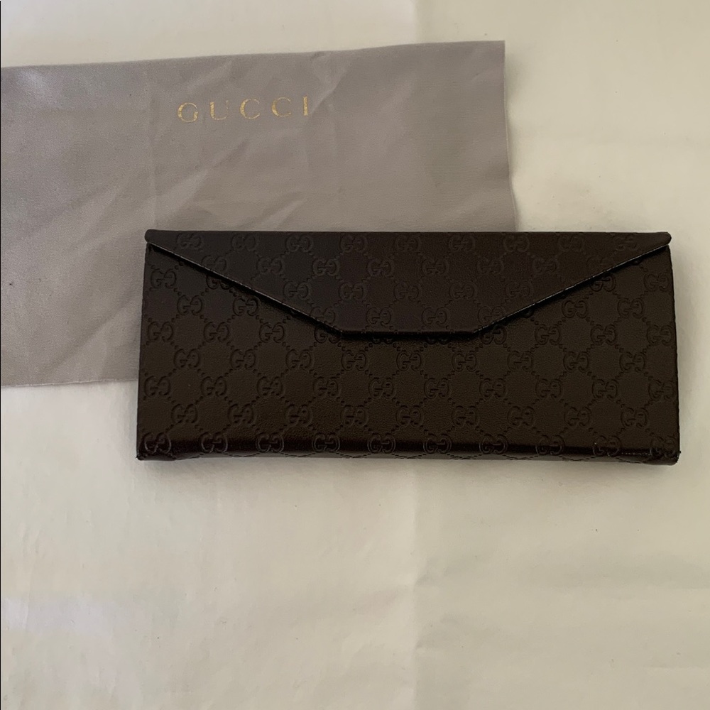Gucci Black Frame Sunglasses - Picture 8 of 15